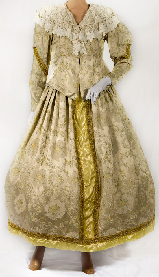 Victorian Costume Travelling Suit